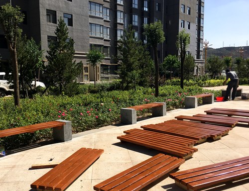 陜煤建設公司:神南華府項目二期景觀綠化順利完成