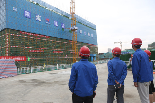 開(kāi)展觀摩交流 打造標(biāo)準(zhǔn)工地