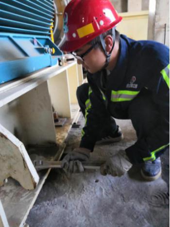 中秋佳節，我們在工地