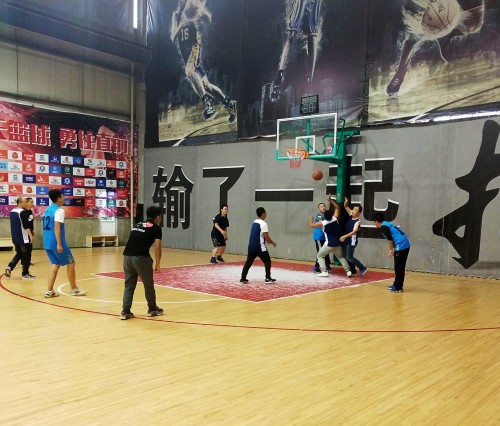 陜煤建設澄分公司西安與渭南片區成功舉辦籃球友誼賽