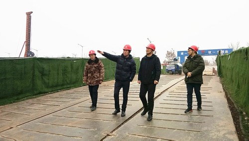 劉合理蒞臨銅煤公司承建的藍山水岸(南區)工地檢查指導工作