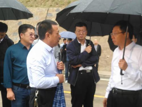 延安市市長薛占海蒞臨陜煤建設礦建二公司車村項目部檢查指導工作