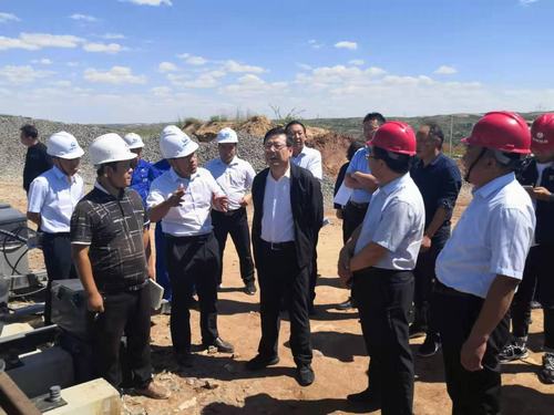 陜西省榆林市政協副主席蘇世強一行深入陜煤建設銅煤公司靖神鐵路項目調研指導工作