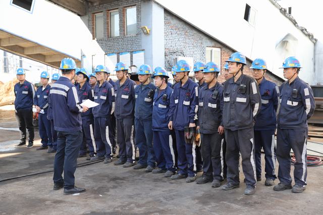 陜煤建設洗選煤運營公司紅柳林運營項目部黨支部:焊花下的較量