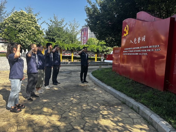 陜煤建設(shè)洗選煤運營公司澄合山陽運營項目部： 以主題黨日活動，夯實黨性思想