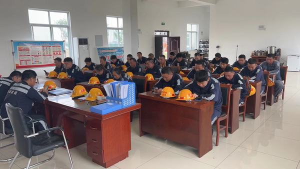 陜煤建設(shè)洗選煤運營公司神渭蒲城運營項目部：堅持“黨建+安全”，筑牢安全生產(chǎn)堡壘