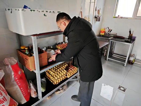 陜煤建設(shè)渭南分公司第十二項(xiàng)目部強(qiáng)化“兩堂一舍”管理構(gòu)建幸福之家