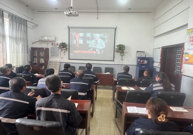 陜煤建設(shè)洗選煤運(yùn)公司澄合山陽(yáng)運(yùn)營(yíng)營(yíng)項(xiàng)目部:“以學(xué)促行”，夯實(shí)保密法律意識(shí)