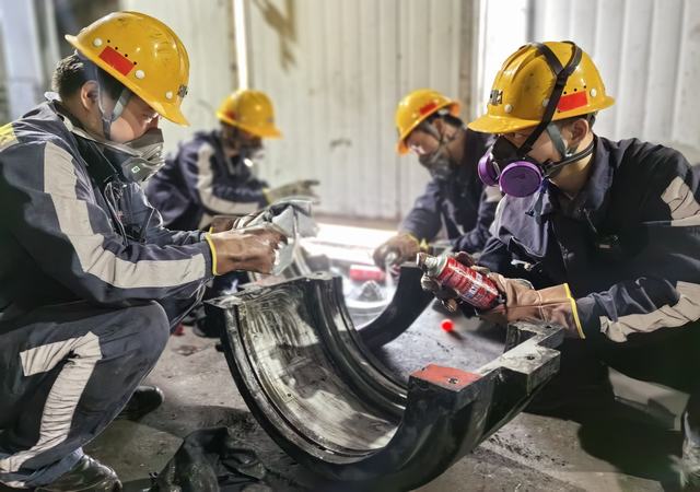 陜煤建設洗選煤運營公司神渭蒲城運營項目部:攻堅克難大檢修 齊心協力保生產