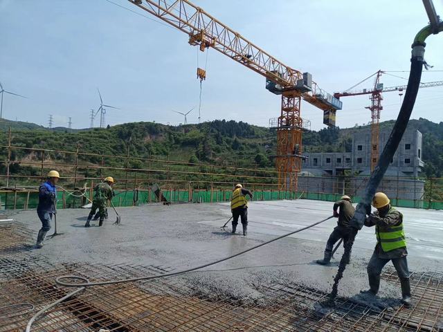 陜煤建設韓城分公司土建十一項目部:“雙輪驅”按下施工快鍵,“三維度”掀起建設熱潮