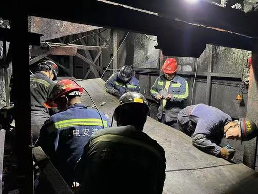 陜煤建設(shè)機(jī)電安裝公司建莊項(xiàng)目部:更新?lián)Q“帶”,保礦井安全生產(chǎn)