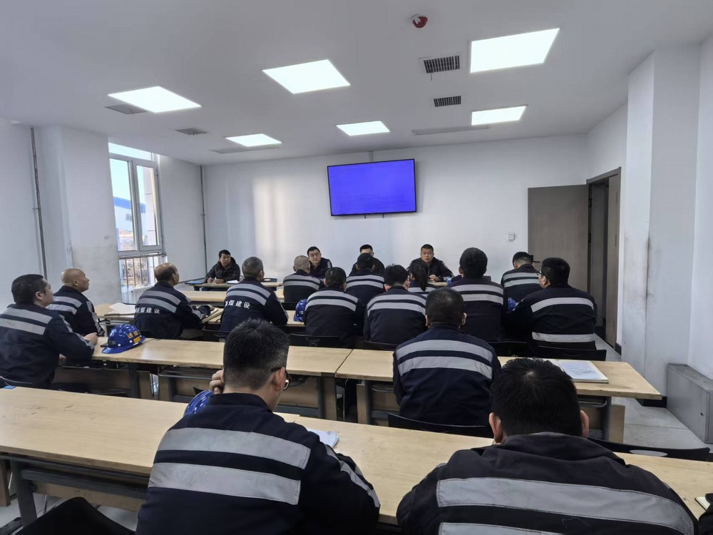 陜煤建設(shè)洗選煤運(yùn)營(yíng)公司紅柳林洗煤廠項(xiàng)目部:以“匠心之筆”繪就安全生產(chǎn)標(biāo)準(zhǔn)化新圖景