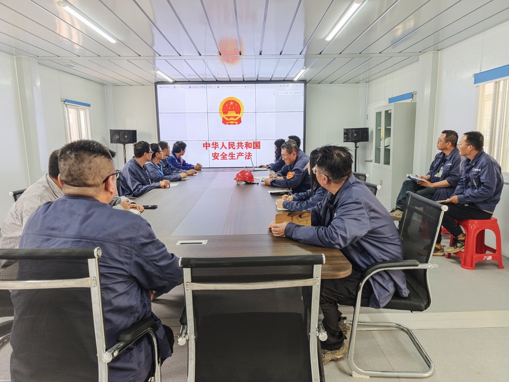 陜煤建設韓城分公司土建四項目部:常念安全“緊箍咒”,奮楫揚帆逐“安”行