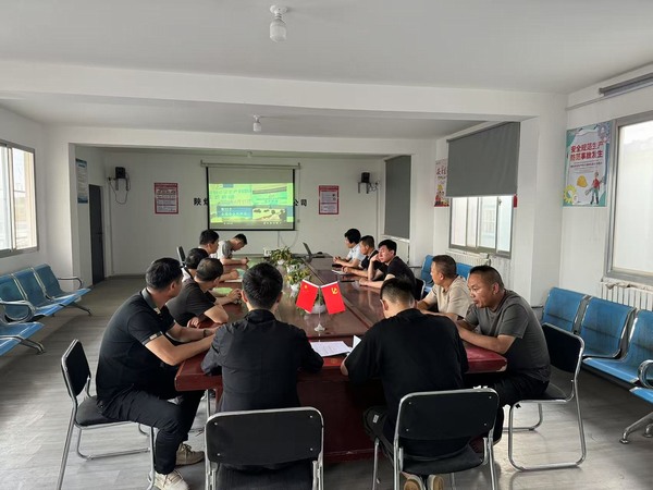 陜煤建設煤礦運營服務分公司：安全意識送進班組家庭 守護安全“家”速度